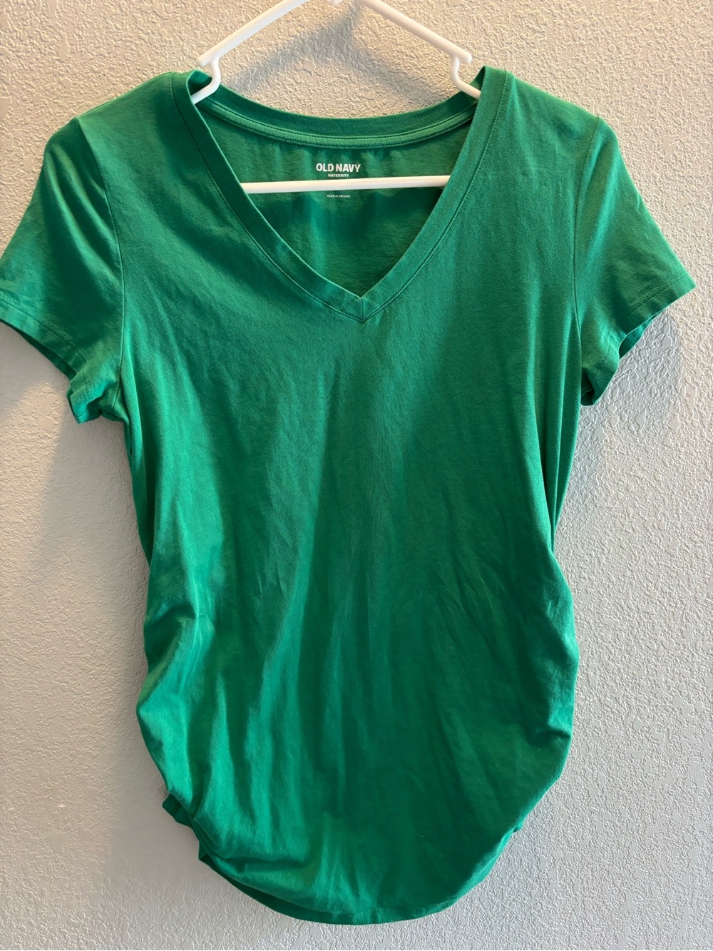 MATERNITY - Old Navy Green V-Neck Short Sleeve Tee